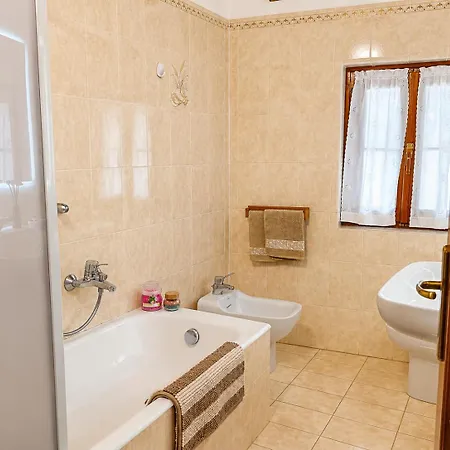 Vakantiehuis Borgo Antico Cremia