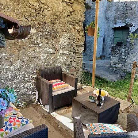 Borgo Antico Vakantiehuis Cremia